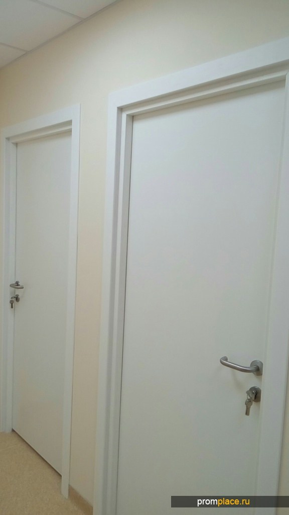 Белые двери МДФ медицинские