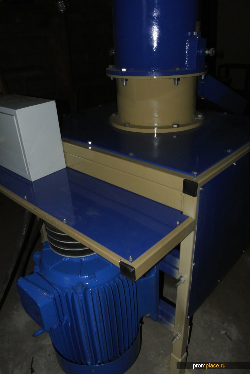 Гранулятор для корма 800-1000 кг/час 