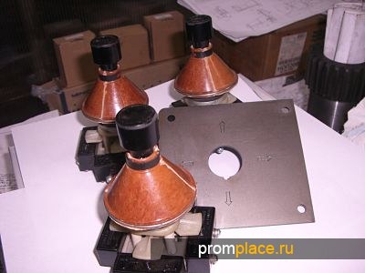 Запасные части для
промышленного оборудования
-ПЕРЕКЛЮЧАТЕЛИ
крестовыеПК12,Микровыключател