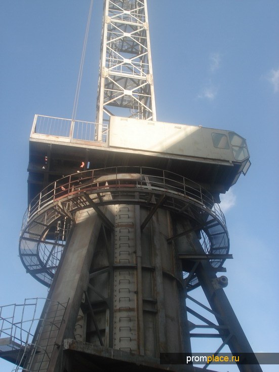 Башенный кран БК 1000Б