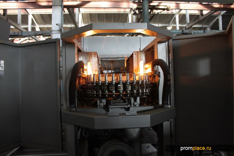 Автомат выдува SBO-4R  производительность 4000 бут/час, 2007 г.в.: Пресс-форма 1.5 литра