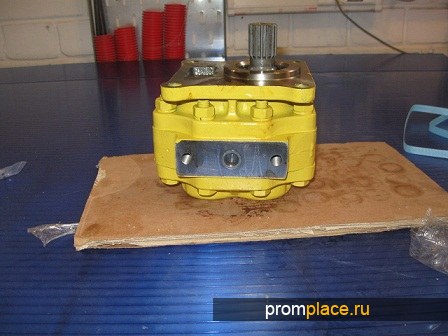 Насос трансмиссии cat d9r