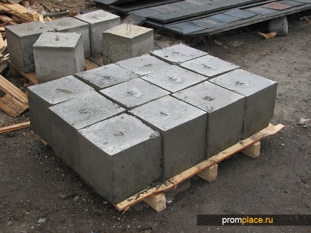 Фундаментный блок для дачи и
бани 30x30x30 см