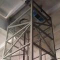 Грузовой подъёмник-лифт грузоподъёмностью 1 тонна. Складской подъёмник-лифт на 1 тонну, Консольный подъёмник электрический на 1 тонну. Проектирование, Изготовление, монтаж под ключ