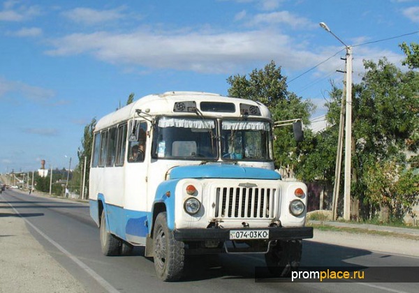 Автобус КаВЗ 3270 на маршруте