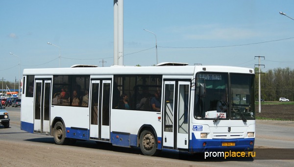 Автобус НефАЗ 5299 на маршруте