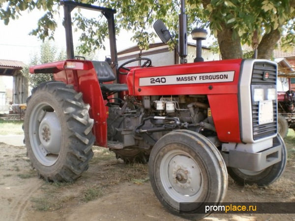 Экономичный трактор Massey Ferguson 240