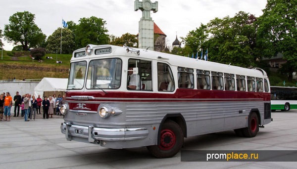 Советский автобус ЗиС 127